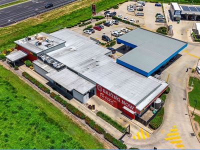 well-established-drive-thru-for-lease-187m-lettable-area-3
