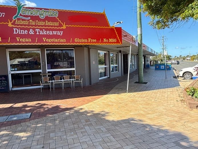 highly-popular-thai-restaurant-takeaway-shop-for-sale-busy-torquay-qld-location-1