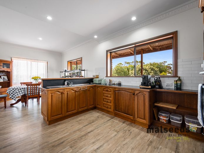 high-potential-pet-boarding-grooming-business-for-saleprime-mount-gambier-sa-1