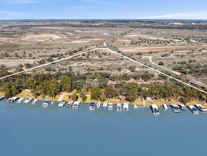 scenic-houseboat-property-for-sale-river-murray-location-freehold-land-0