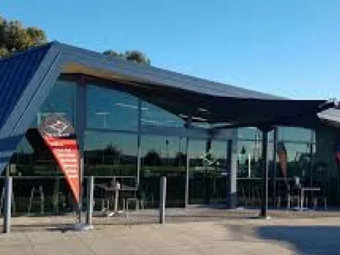 well-established-seafood-dine-in-takeaway-business-for-sale-burnie-tas-9