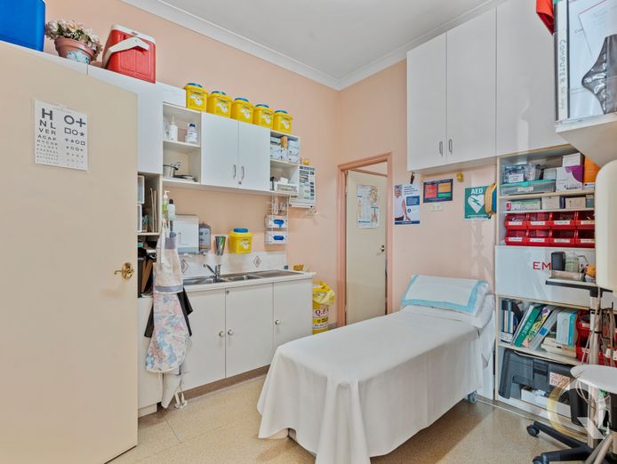 well-established-gp-practice-business-for-sale-prime-hillcrest-location-qld-2