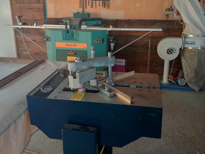picture-framing-business-for-sale-kingaroy-regional-qld-asking-price-95k-sav-5