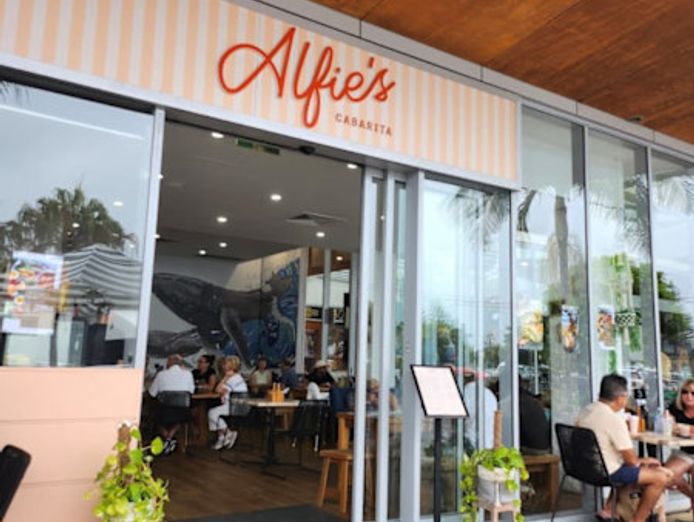 well-established-alfies-coffee-shop-for-sale-scenic-cabarita-beach-location-0