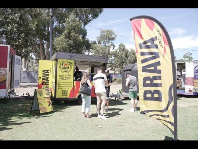 popular-food-truck-business-for-sale-fringe-festival-star-4