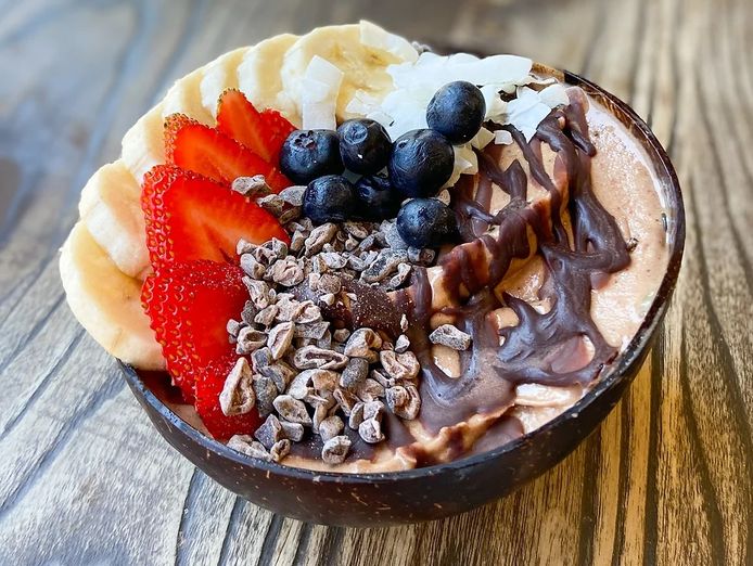 sol-bowl-indulgent-delicious-and-amazing-bowls-smoothies-meal-bowls-coffee-2