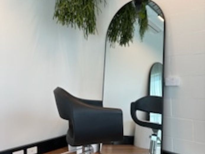 boutique-hair-salon-for-sale-islington-nsw-asking-price-89-000-2