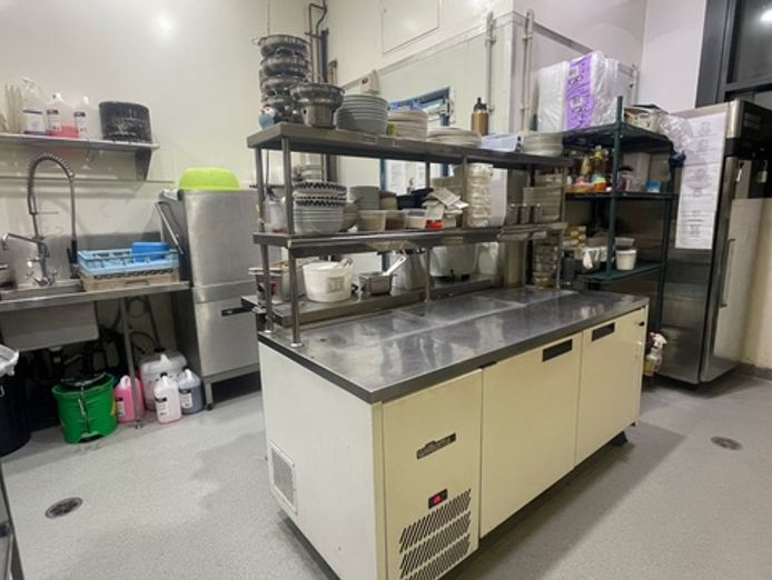 popular-thai-restaurant-for-sale-not-include-brand-prime-camp-hill-qld-5