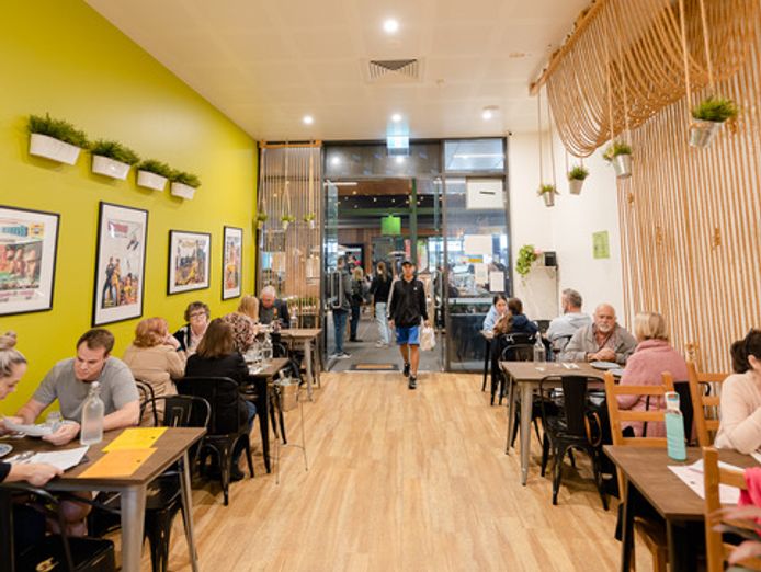 popular-thai-restaurant-for-sale-not-include-brand-prime-camp-hill-qld-location-5