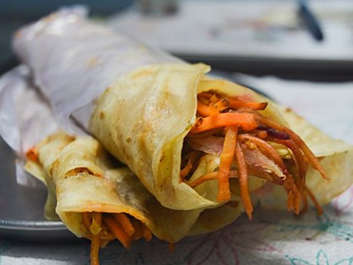 food-business-for-sale-restaurant-with-a-professional-kitchen-and-a-food-truck-3