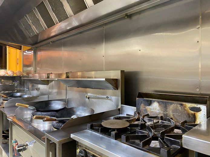 high-performing-takeaway-noodle-shop-for-sale-prime-east-melbourne-vic-2