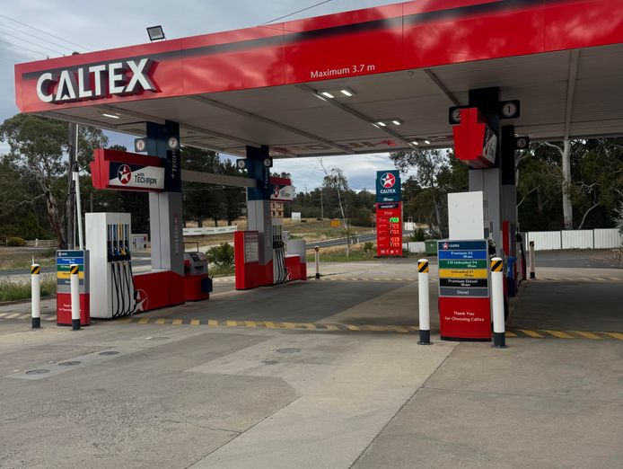 high-potential-caltex-service-station-for-sale-nsw-asking-price-125k-sav-3