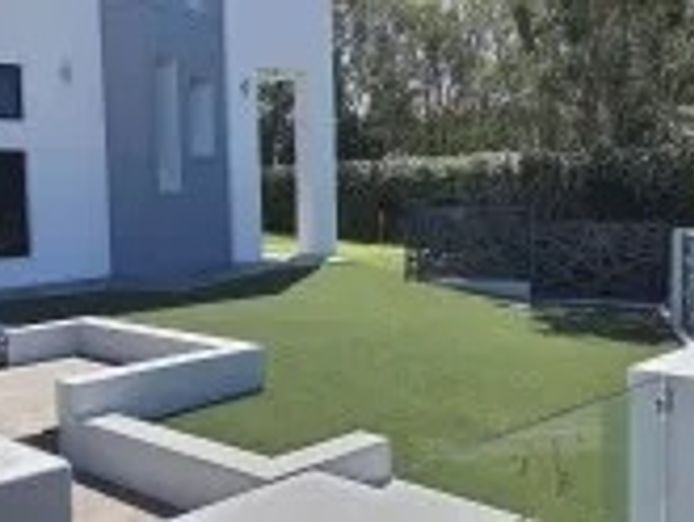 kombograss-franchise-the-no-sand-infill-artificial-grass-pioneers-5