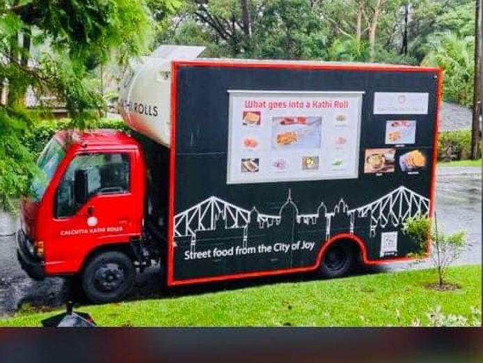 food-business-for-sale-restaurant-with-a-professional-kitchen-and-a-food-truck-4