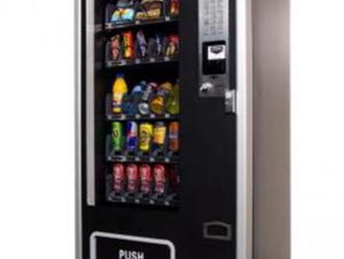 interactive-vending-machines-massive-return-on-investment-now-serving-healthy-5