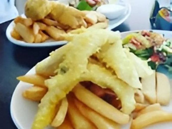 well-established-seafood-dine-in-takeaway-business-for-sale-burnie-tas-9