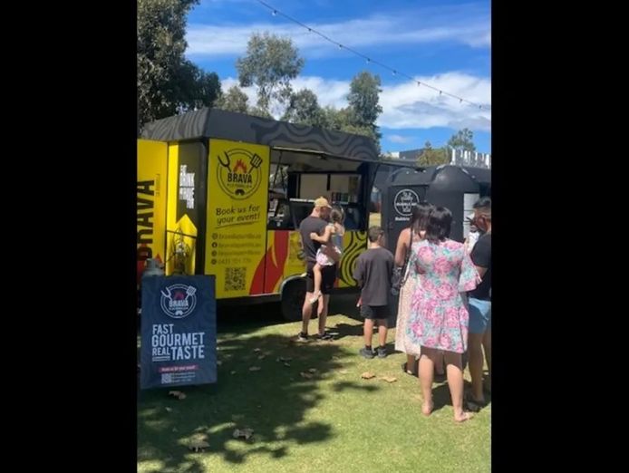 popular-food-truck-business-for-sale-fringe-festival-star-6