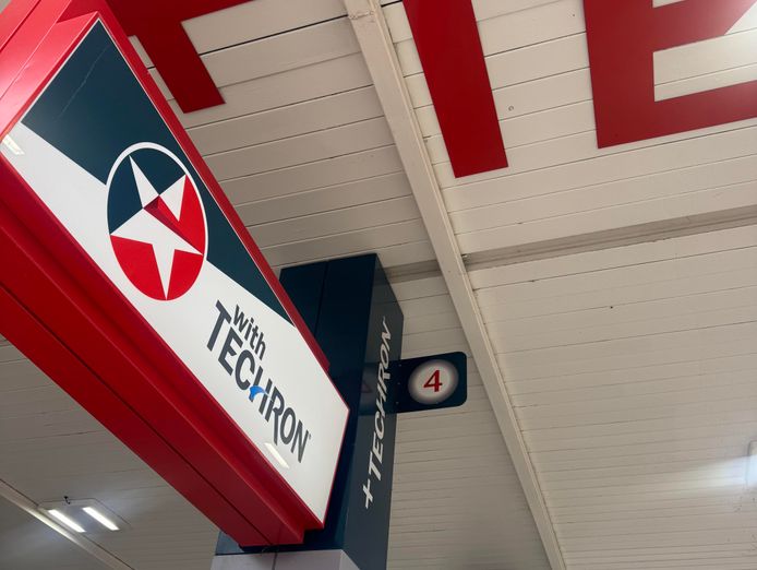 high-potential-caltex-service-station-for-sale-nsw-asking-price-125k-sav-0
