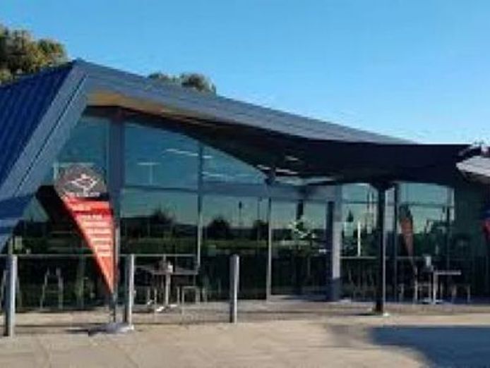 well-established-seafood-dine-in-takeaway-business-for-sale-burnie-tas-0