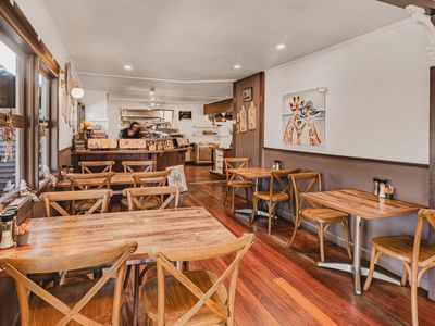 exceptional-opportunity-spice-of-life-cafe-and-property-on-tamborine-mountain-6