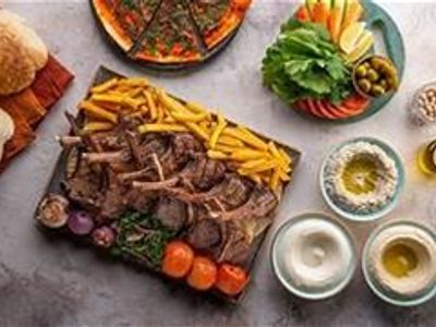 whether-you-39-re-in-the-mood-for-a-casual-lunch-or-a-more-formal-dinner-farah-res-9