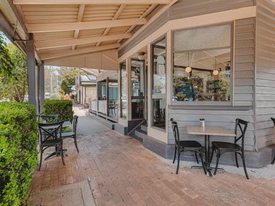 exceptional-opportunity-spice-of-life-cafe-and-property-on-tamborine-mountain-9