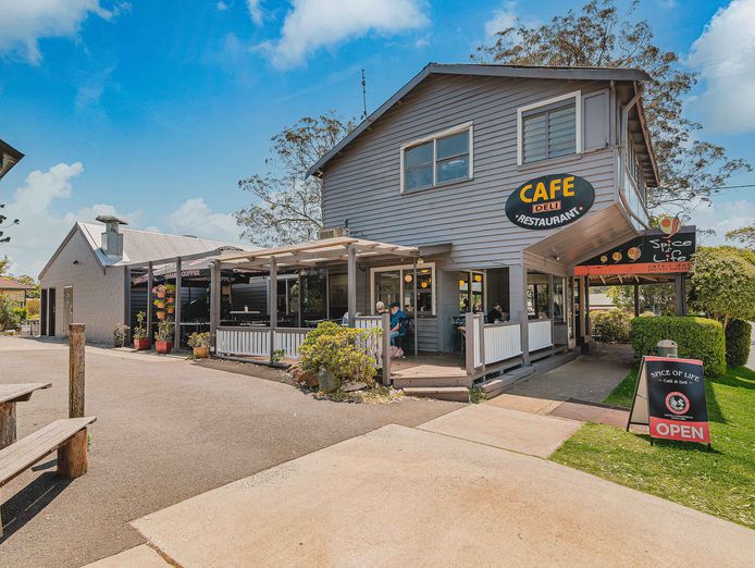 exceptional-opportunity-spice-of-life-cafe-and-property-on-tamborine-mountain-7