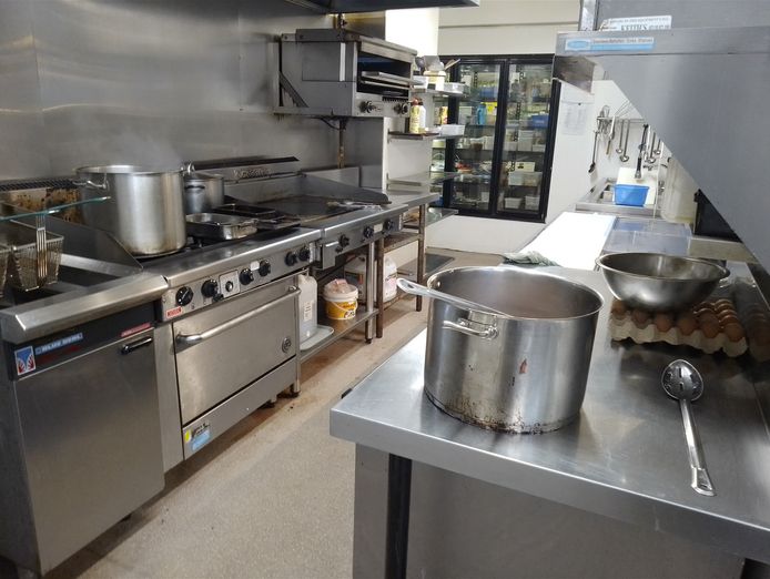 restaurateurs-amp-cafe-bar-operators-ignite-this-unique-spice-of-life-cafe-deli-a-1