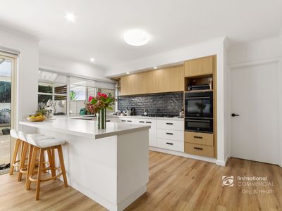 captains-cove-waterfront-apartments-8