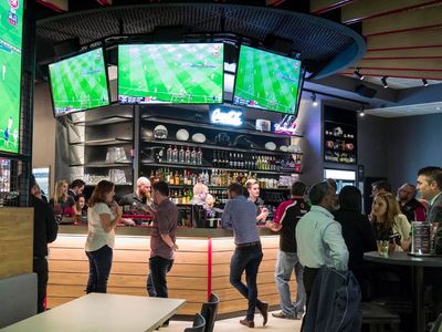 get-in-the-game-with-australias-no1-sports-bar-grill-2