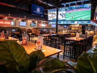 get-in-the-game-with-australias-no1-sports-bar-grill-3