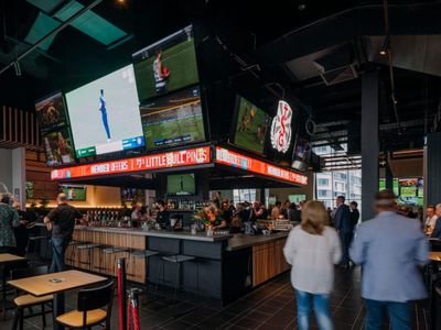 want-to-be-your-own-boss-join-australias-leading-sports-bar-franchise-9