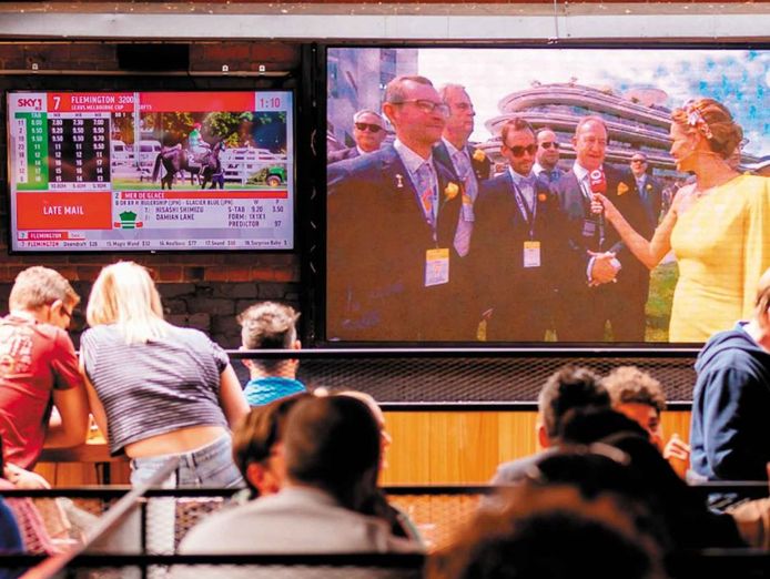 live-for-sport-run-your-own-sporting-globe-bar-grill-2