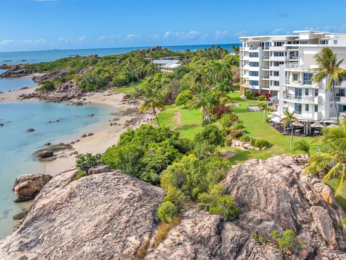coastal-restaurant-amp-bar-seeking-offers-0