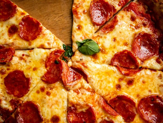 dream-of-owning-your-very-own-pizza-business-this-one-could-be-for-you-0