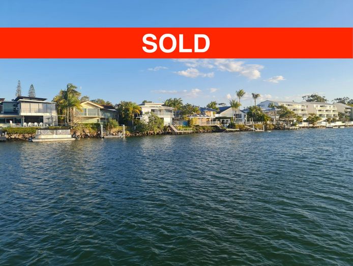sold-holiday-accommodation-amp-property-management-business-0