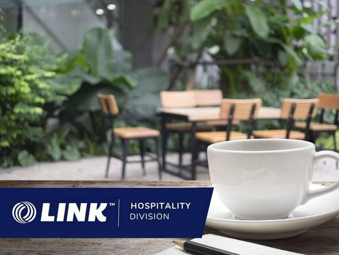 award-winning-gold-coast-cafe-prime-location-0