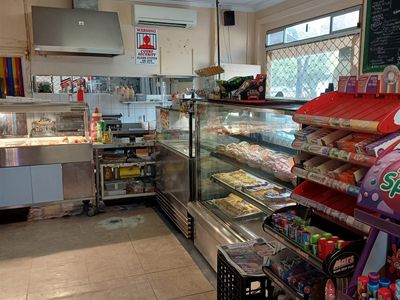 prime-location-busy-east-fremantle-deli-amp-lunch-bar-2