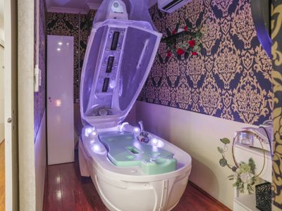 well-established-beauty-salon-and-day-spa-for-sale-1
