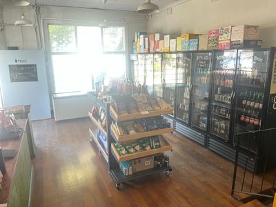 unique-suburban-bottleshop-with-events-space-5
