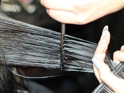 one-of-the-best-hair-and-beauty-salons-in-town-4