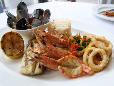 authentic-italian-pizza-pasta-restaurant-5