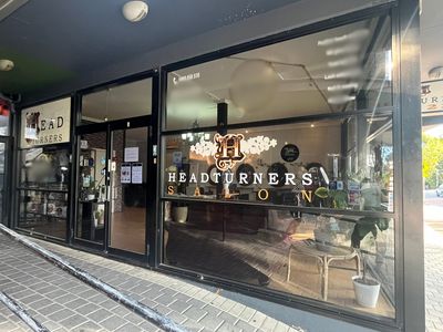 premium-hair-salon-in-a-prime-location-8