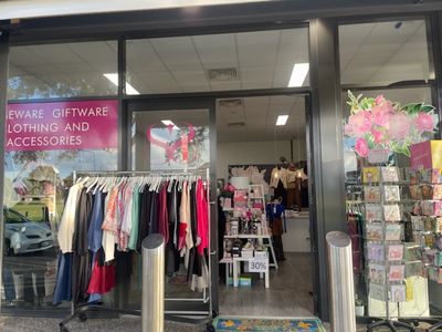 under-offer-established-lifestyle-fashion-boutique-nor-perth-8
