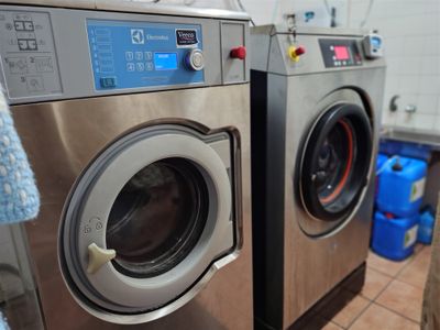 established-dry-cleaners-with-outstanding-growth-potential-6