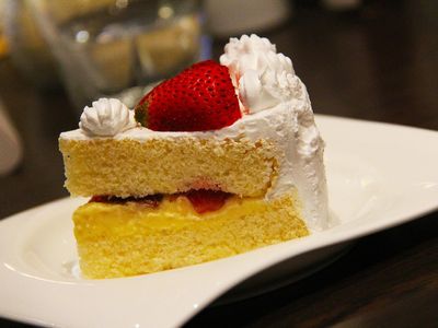 cafe-in-local-shopping-centre-8