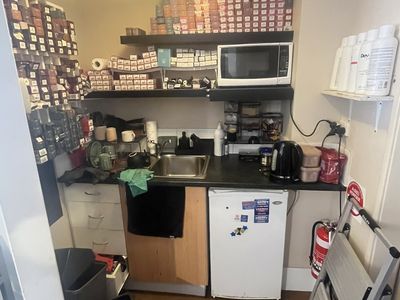fantastic-hair-salon-in-a-prime-location-on-albany-highway-7