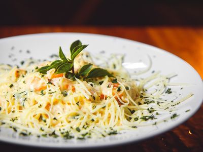 restaurant-with-a-long-history-and-excellent-reputation-3