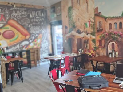 authentic-neapolitan-pizzeria-4