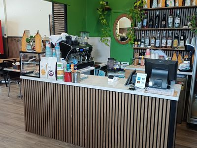 cafe-with-liquor-licence-2